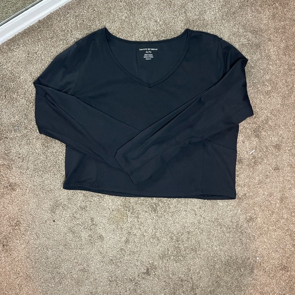 Harmony Balance Black Long Sleeve V-Neck Blouse - Picture 1 of 2